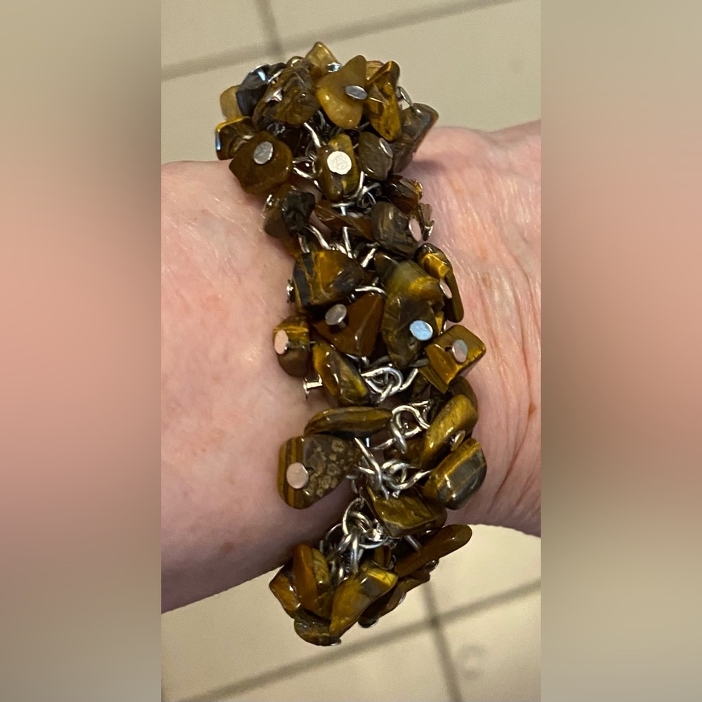 NEW Tiger’s Eye crystal bracelet